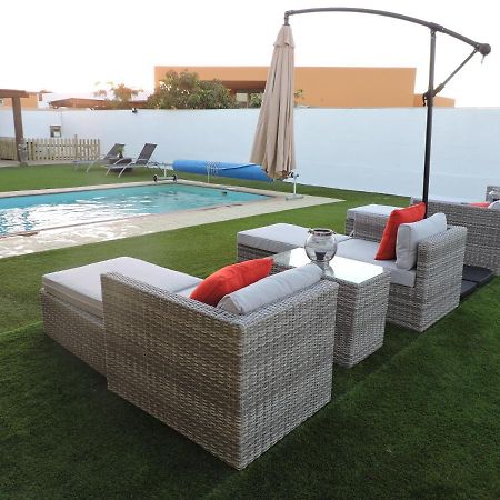 Villa Ventura - Piscina Climatizada & Aire Acondicionado Caleta De Fuste Eksteriør billede