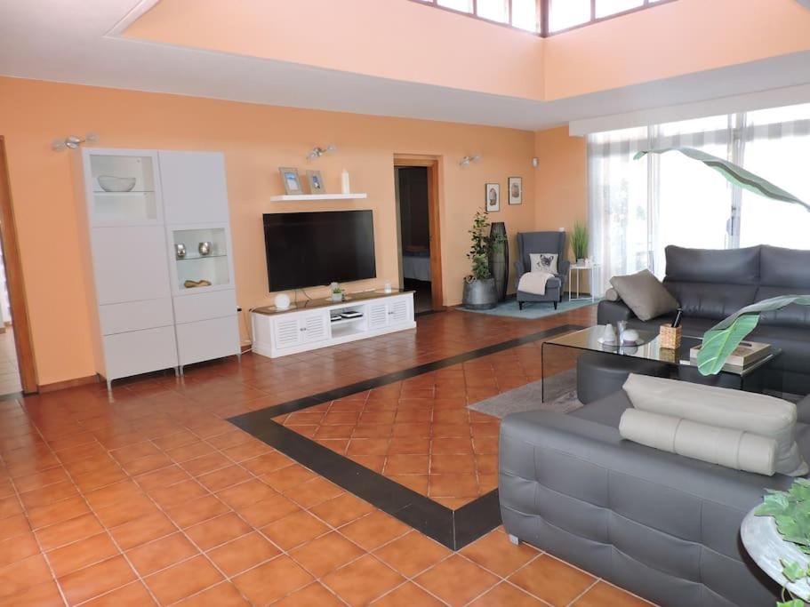 Villa Ventura - Piscina Climatizada & Aire Acondicionado Caleta De Fuste Eksteriør billede