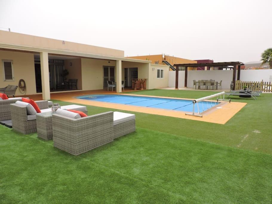 Villa Ventura - Piscina Climatizada & Aire Acondicionado Caleta De Fuste Eksteriør billede